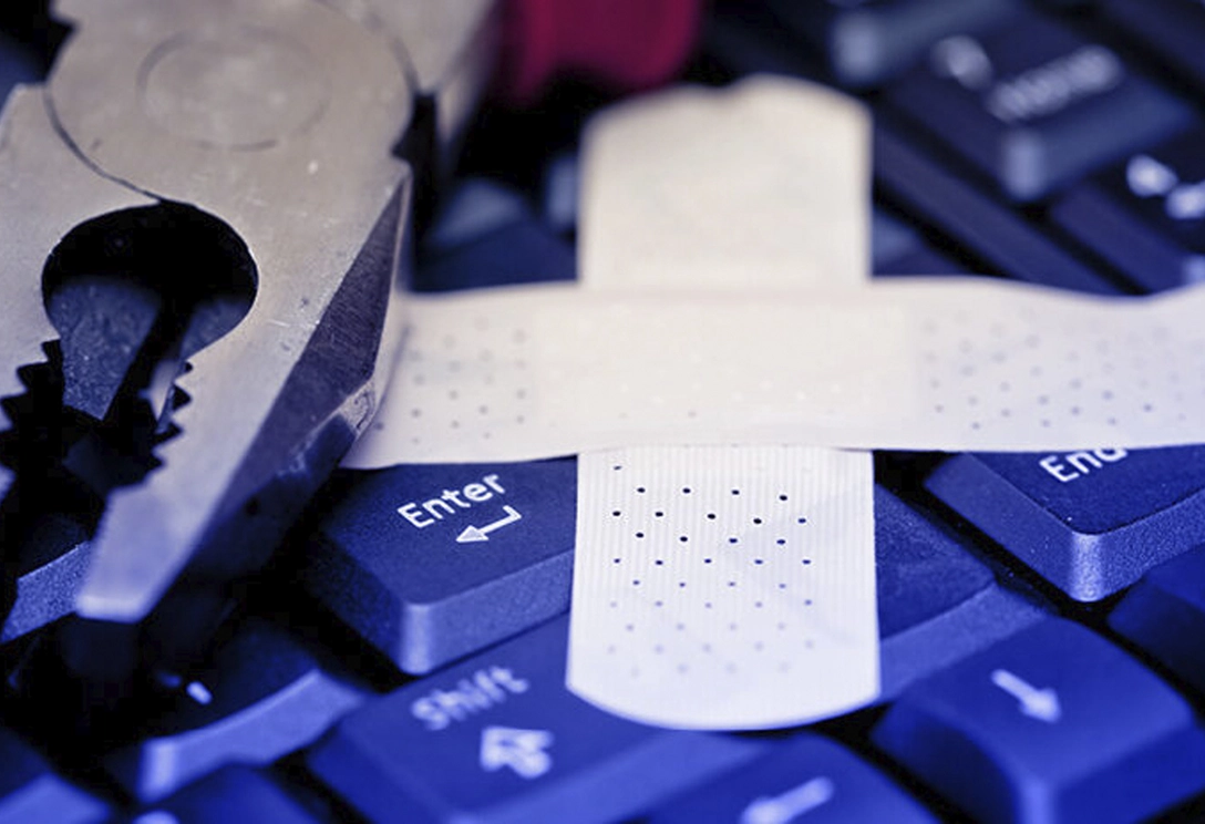 Kdo neaktualizuje, riskuje: Ztrátu dat i reputace. Pomoci může patch management