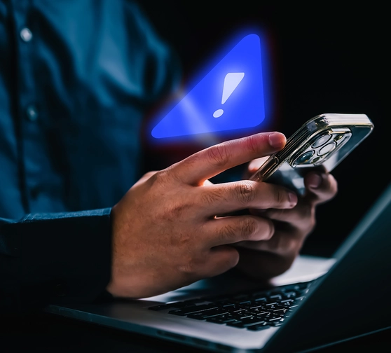 Vishing na vzestupu: Jak se ve firmě br&aacute;nit podvodn&yacute;m telefon&aacute;tům?